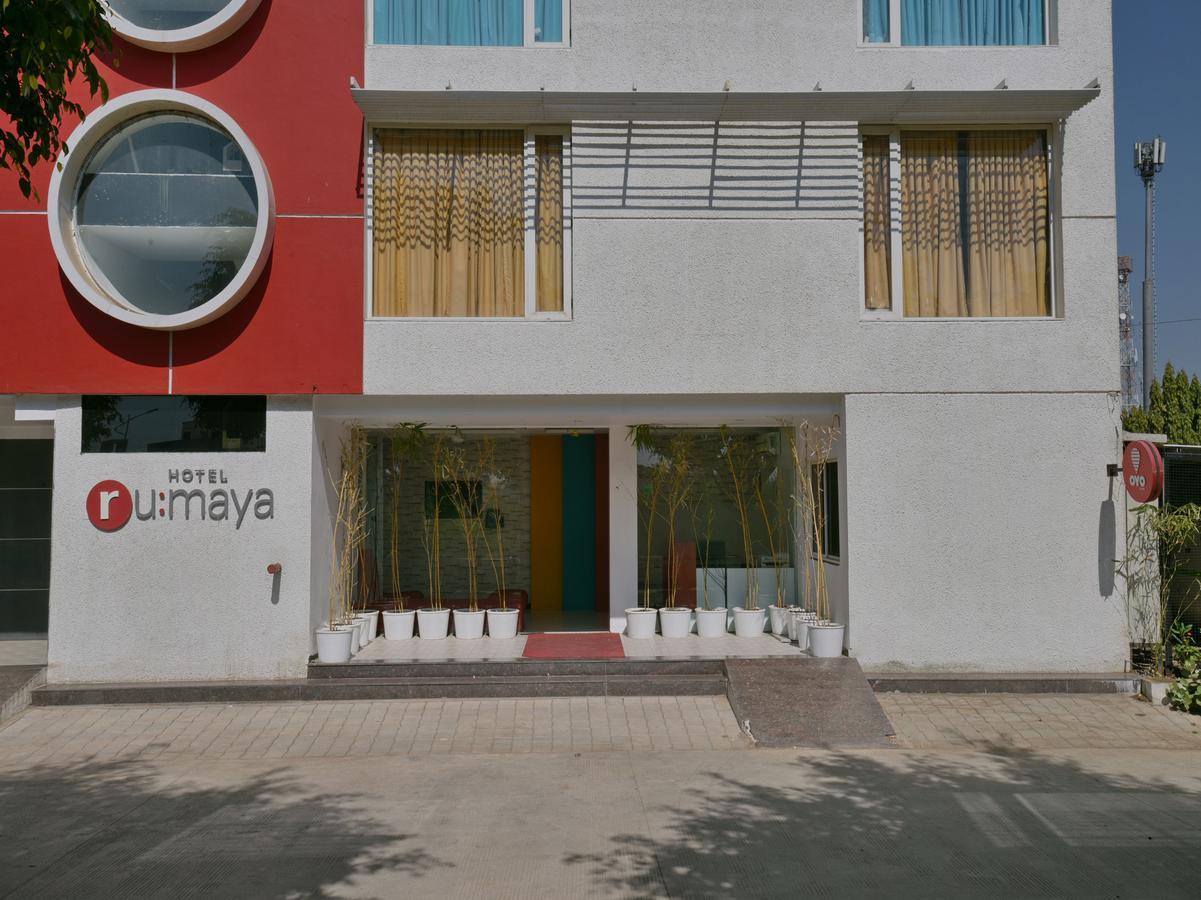 Oyo 963 Hotel Rumaya Ujjain Eksteriør bilde