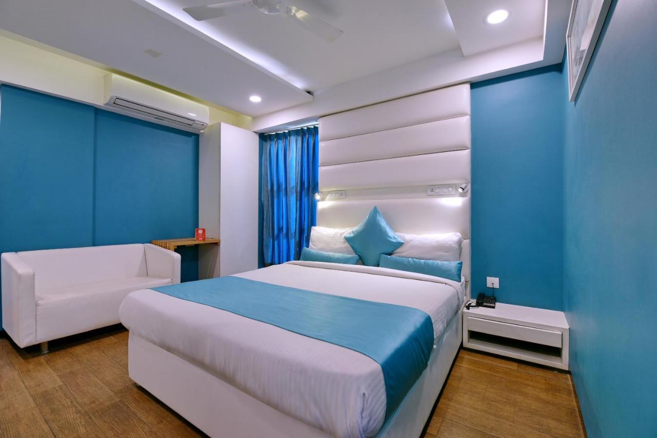 Oyo 963 Hotel Rumaya Ujjain Eksteriør bilde