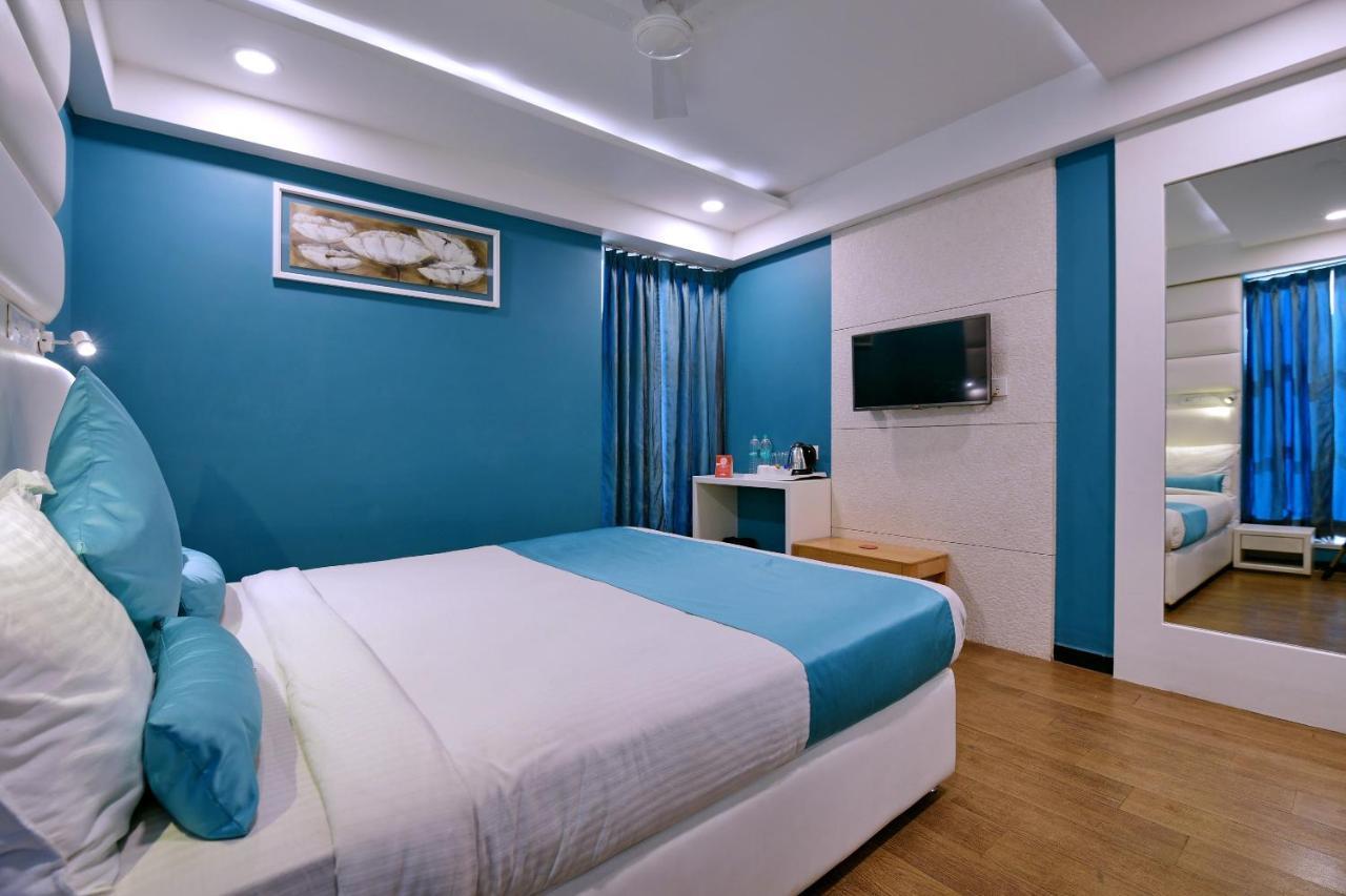 Oyo 963 Hotel Rumaya Ujjain Eksteriør bilde