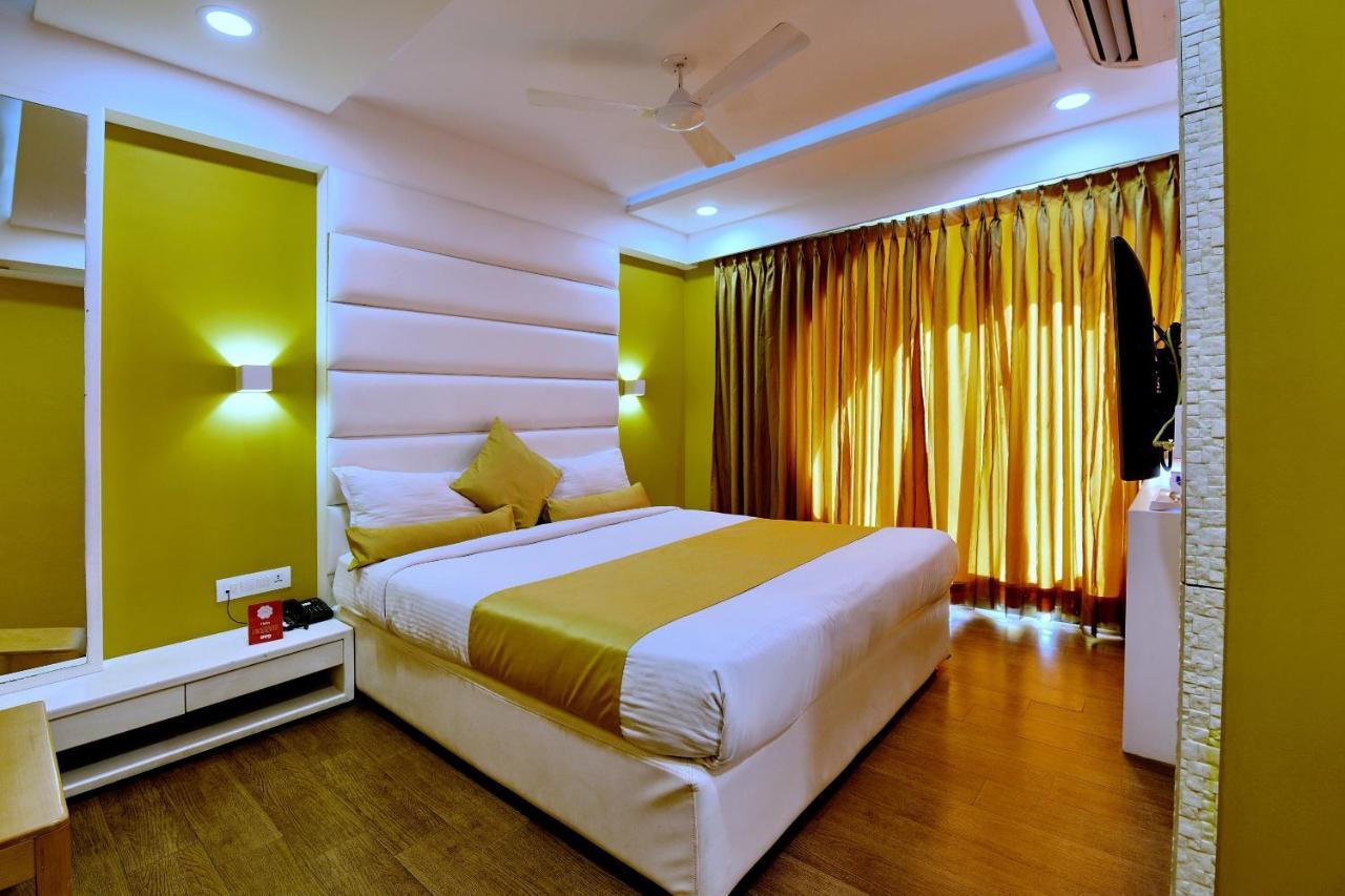 Oyo 963 Hotel Rumaya Ujjain Eksteriør bilde